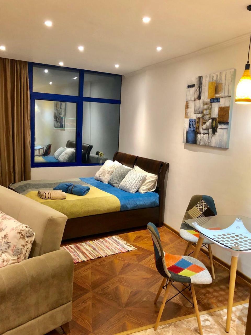 Cozy Bright Apartment With Amazing Sea View 바투미 외부 사진